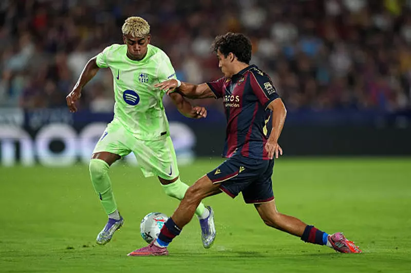 مباراة برشلونة وليفانتي